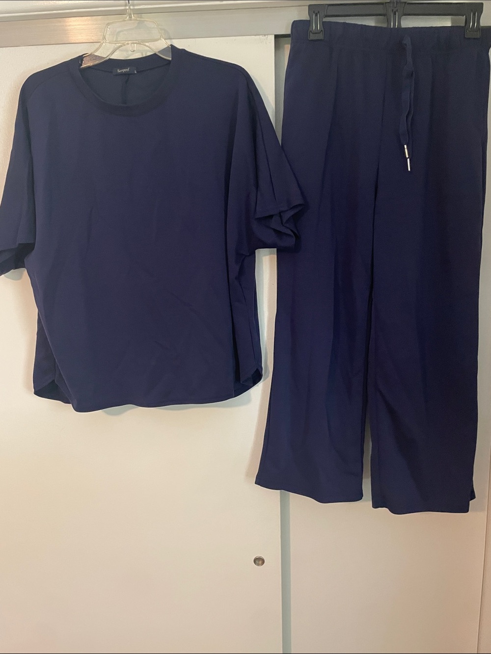 Relaxed Navy Travel Lounge Set with Drawstring Pants